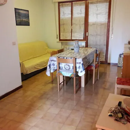 - Prima Fila Mare Apartment *